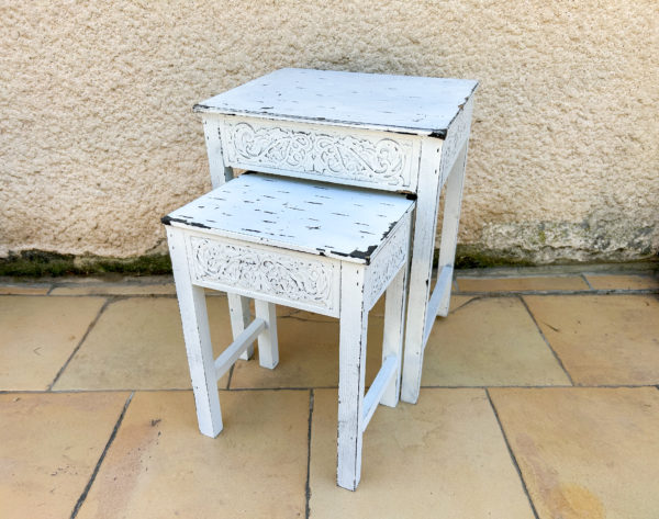 Lot de 2 petites tables